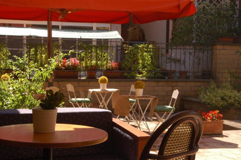 Albergo Da Benedetta Vetralla Luaran gambar